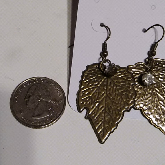 Nwt Bronze Leaf with Crystal - Picture 4 of 5